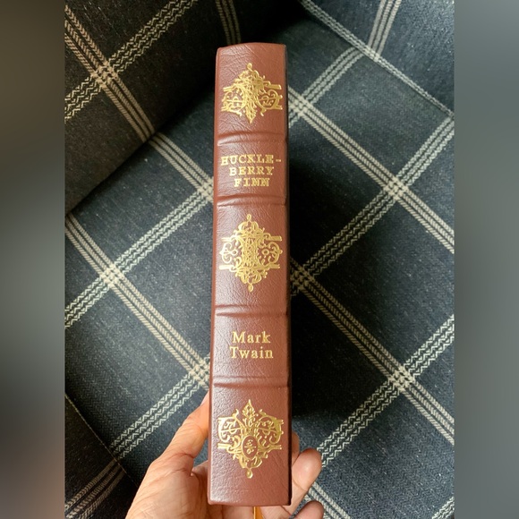 EUC ADVENTURES OF HUCKLEBERRY FINN,MARK TWAIN LEATHER BOUND,1994 EASTON PRESS - Picture 2 of 8